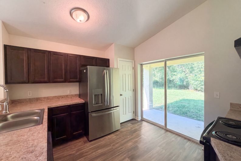 Photo 4 of 20 of 705 5th St, Wildwood, FL
