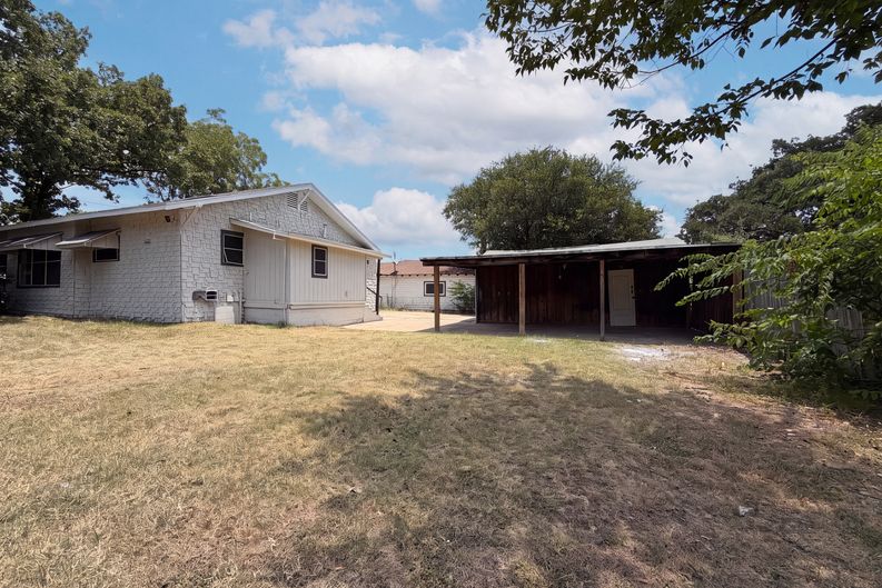 Photo 17 of 20 of 5124 Norma St, Fort Worth, TX