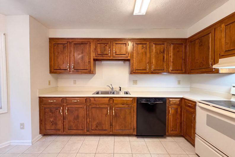 Photo 6 of 26 of 103 Saddlebrook Ct, Lagrange, GA