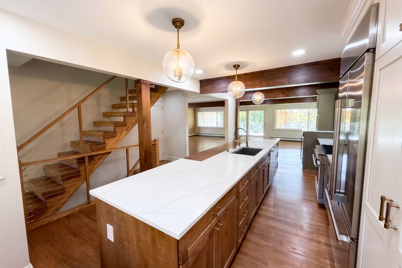 Photo 8 of 67 of 50 E Summit St, Chagrin Falls, OH