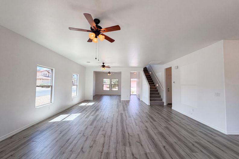 Photo 3 of 25 of 45433 W Sandhill Rd, Maricopa, AZ