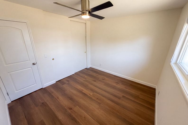 Photo 17 of 30 of 21312 E Greenhaven St, Covina, CA