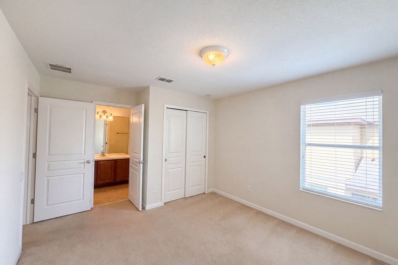 Photo 4 of 36 of 13228 Roskin Ln, Windermere, FL