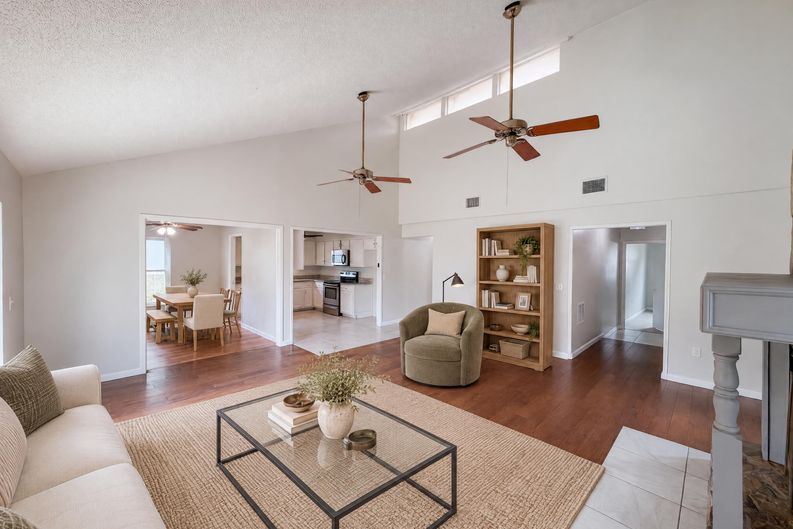 Photo 7 of 20 of 4610 Devon Ave, Lakeland, FL