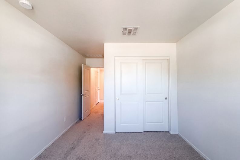Photo 12 of 30 of 25797 W Siesta Way, Buckeye, AZ