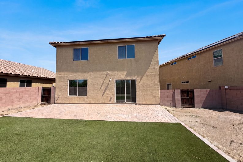 Photo 5 of 21 of 935 W Placita Canalito, Green Valley, AZ