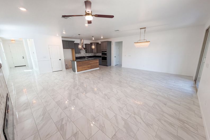 Photo 16 of 43 of 25582 W Euclid Ave, Buckeye, AZ