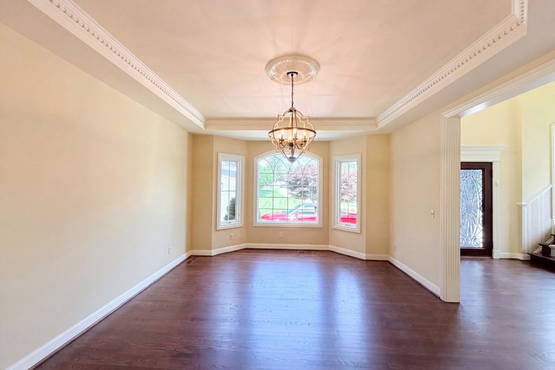 Photo 3 of 38 of 7087 Bridgetown Rd, Cincinnati, OH