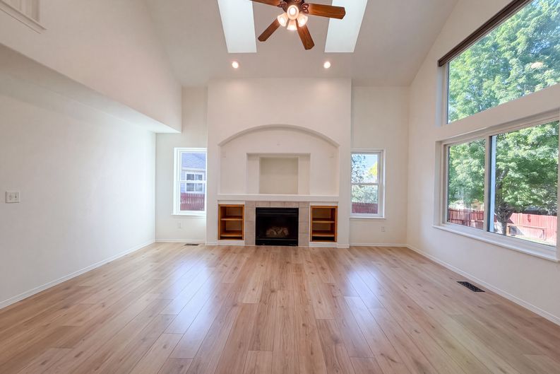 Photo 11 of 48 of 10562 Falcon St, Longmont, CO