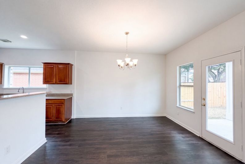 Photo 7 of 26 of 1942 Bevington Oaks Cir, Katy, TX