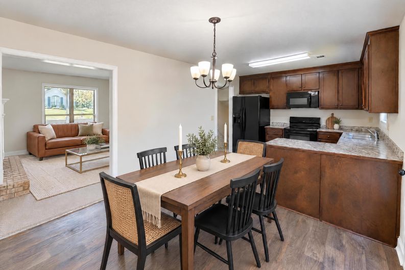 Photo 9 of 32 of 209 Brookside Dr, Lula, GA