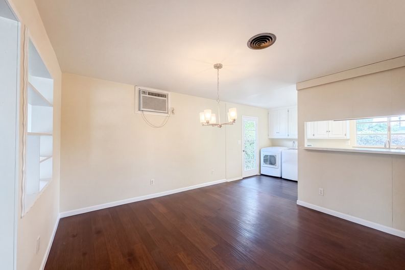 Photo 8 of 20 of 12903 Wingo St, Pacoima, CA
