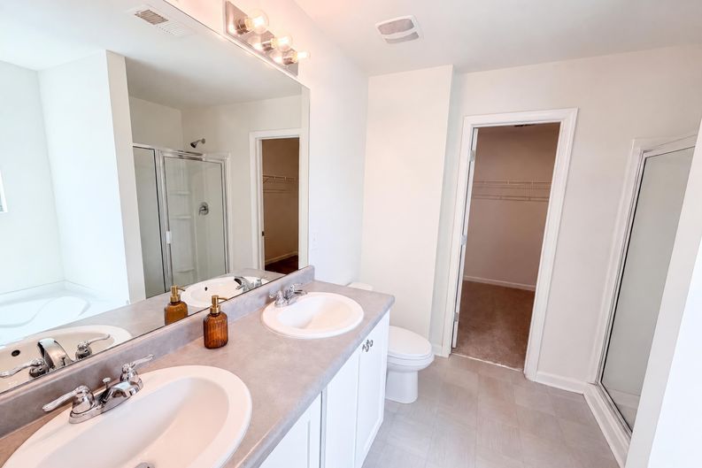 Photo 11 of 25 of 2048 Massey Ln, Winder, GA