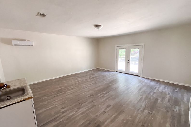 Photo 7 of 16 of 14553 Stone Creek Dr, Tyler, TX