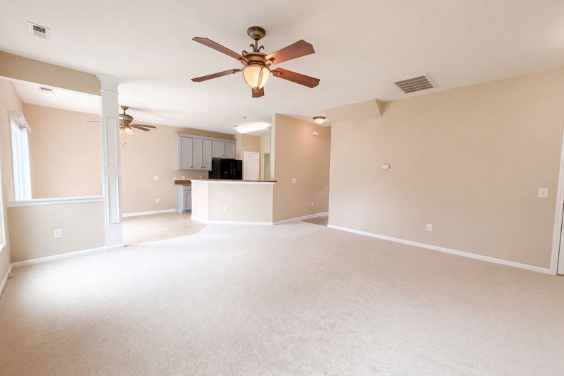 Photo 23 of 41 of 3037 Ellington Dr, Summerville, SC