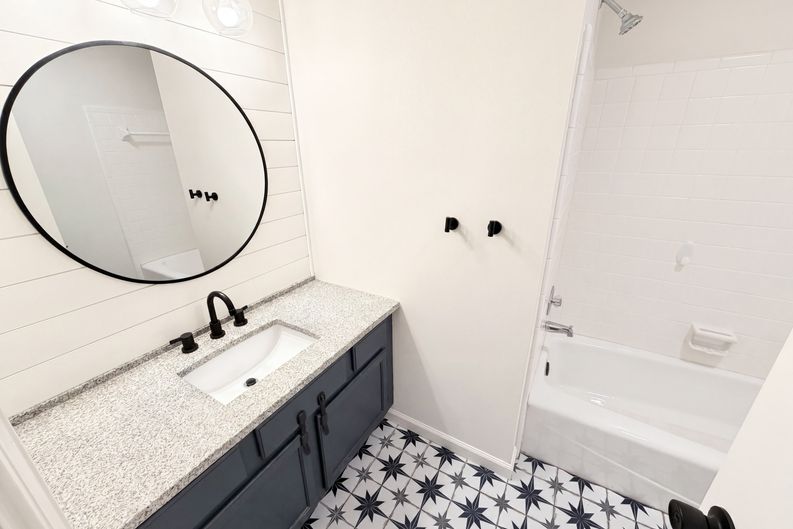 Photo 16 of 24 of 1327 Towne Harbor Trl, Woodstock, GA