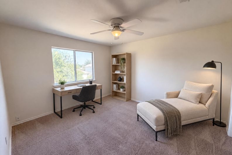 Photo 11 of 20 of 710 Encanto Dr, Leander, TX