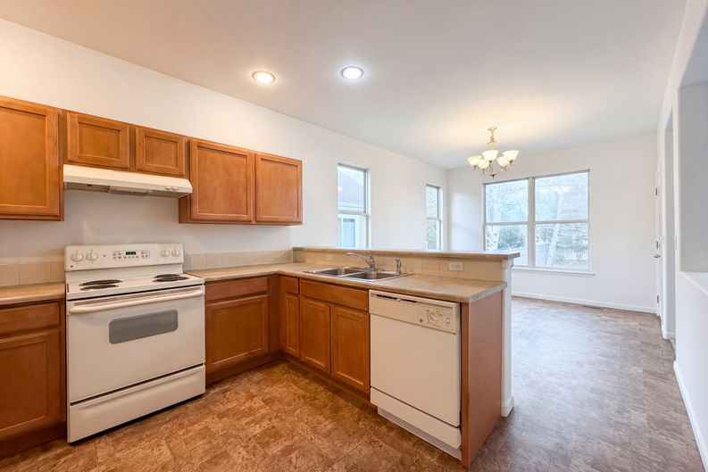 Photo 10 of 42 of 10184 Ferncrest St, Firestone, CO