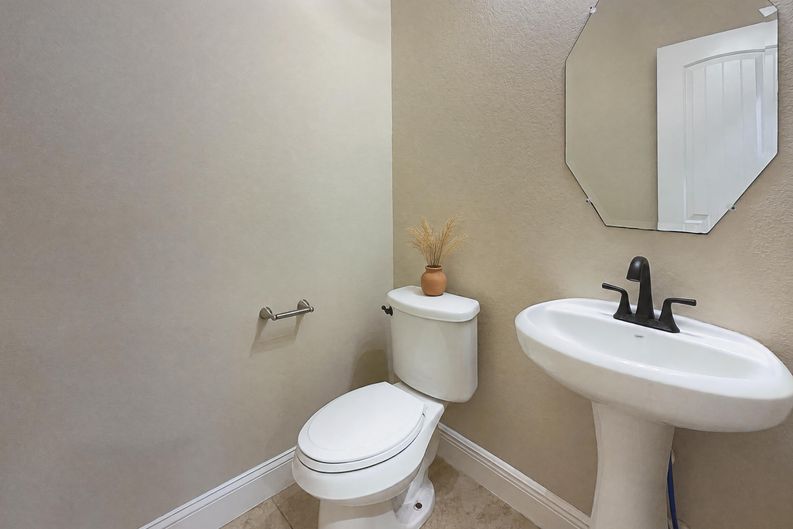 Photo 8 of 27 of 24542 N Denham Ridge Ln, Spring, TX
