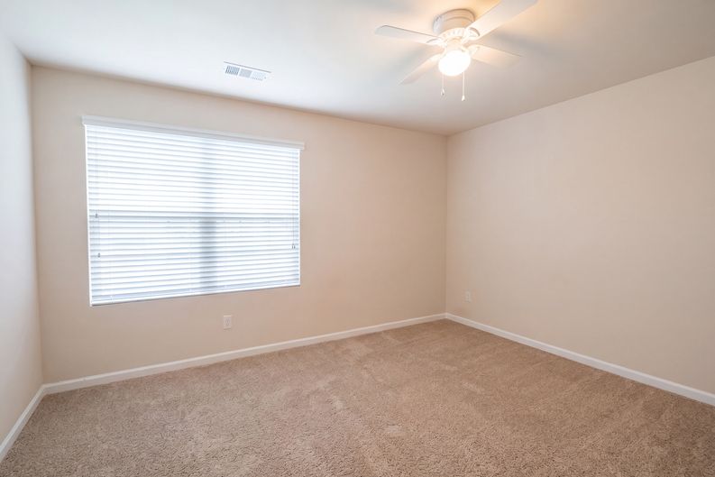 Photo 18 of 39 of 8496 Glenview St, Douglasville, GA