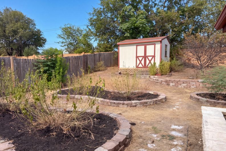 Photo 8 of 33 of 12309 Indian Mound Dr, Austin, TX