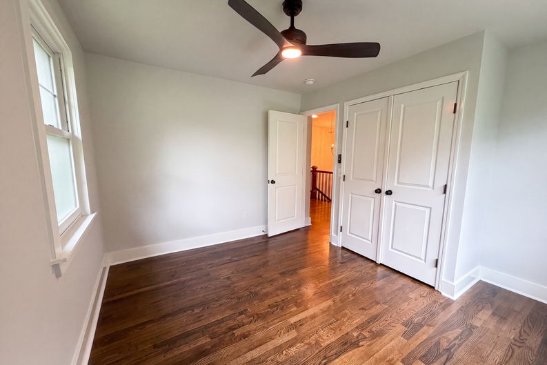 Photo 16 of 36 of 6112 Pinehurst Dr, Nashville, TN