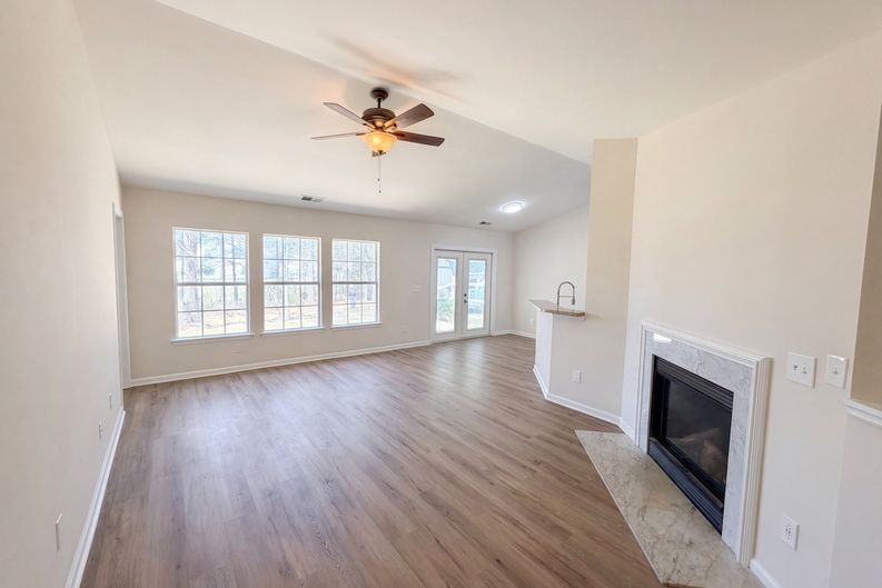 Photo 6 of 17 of 9794 Stockport Cir, Summerville, SC