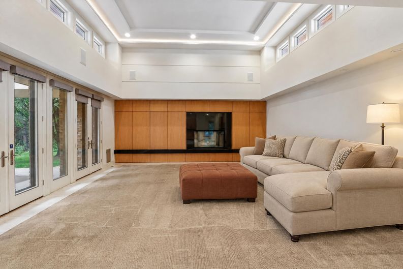 Photo 11 of 49 of 4986 S Fillmore Ct, Englewood, CO
