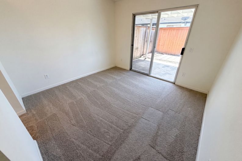 Photo 14 of 22 of 12305 Daisy Ct, Rancho Cucamonga, CA