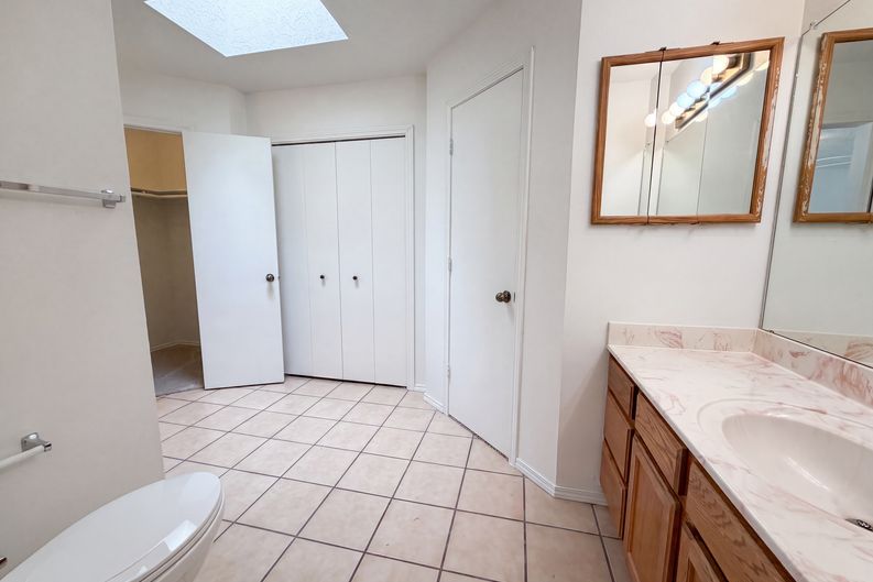 Photo 11 of 20 of 4417 Spanish Broom Ct NW, Albuquerque, NM