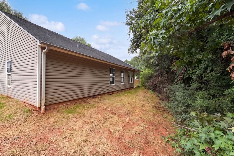 Photo 20 of 22 of 122 Catterick Way, Fountain Inn, SC