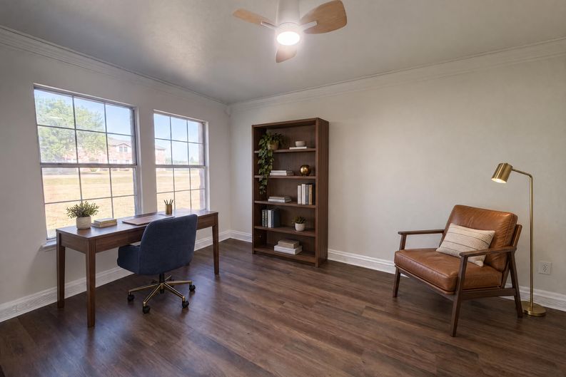 Photo 4 of 21 of 3940 Victory Ct, Midlothian, TX