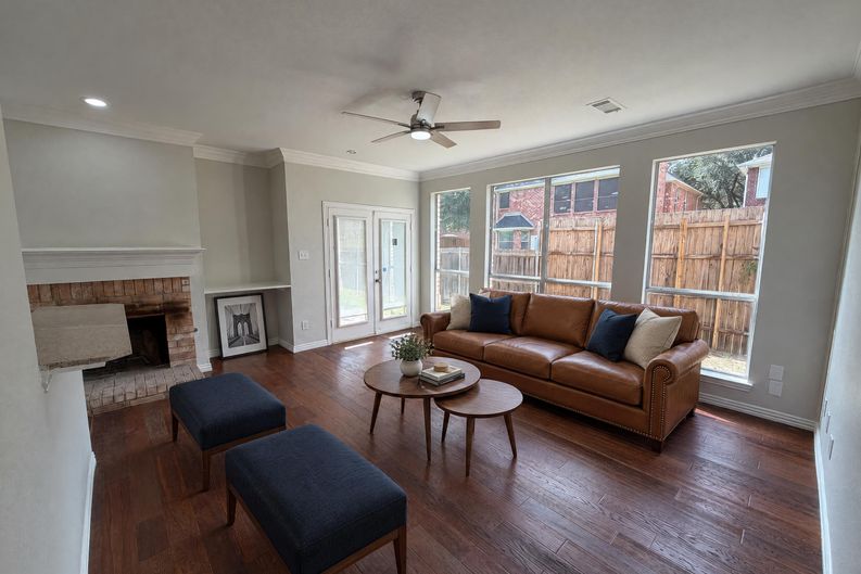 Photo 8 of 29 of 1017 Laurel Oak Dr, Flower Mound, TX