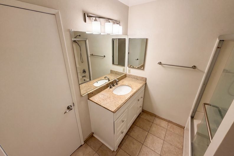 Photo 13 of 30 of 22432 S Vermont Ave, Torrance, CA