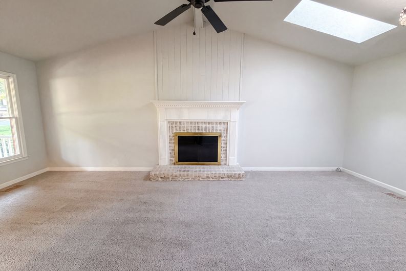 Photo 8 of 16 of 10912 Belvoir Rd, Chester, VA