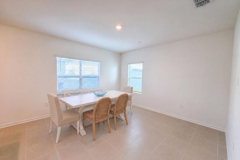 Photo 7 of 27 of 2224 Red Sun St, Apopka, FL