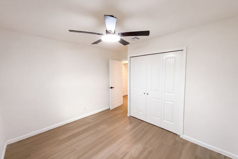 Photo 8 of 20 of 6718 Spring Haven St, San Antonio, TX