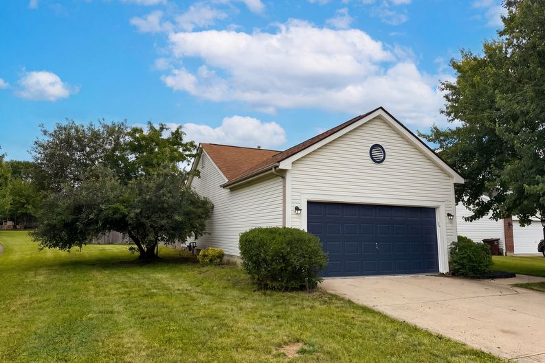 Photo 26 of 28 of 195 Brackbill Ct, Pickerington, OH