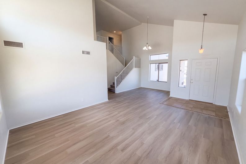 Photo 7 of 51 of 25583 W Pioneer St, Buckeye, AZ