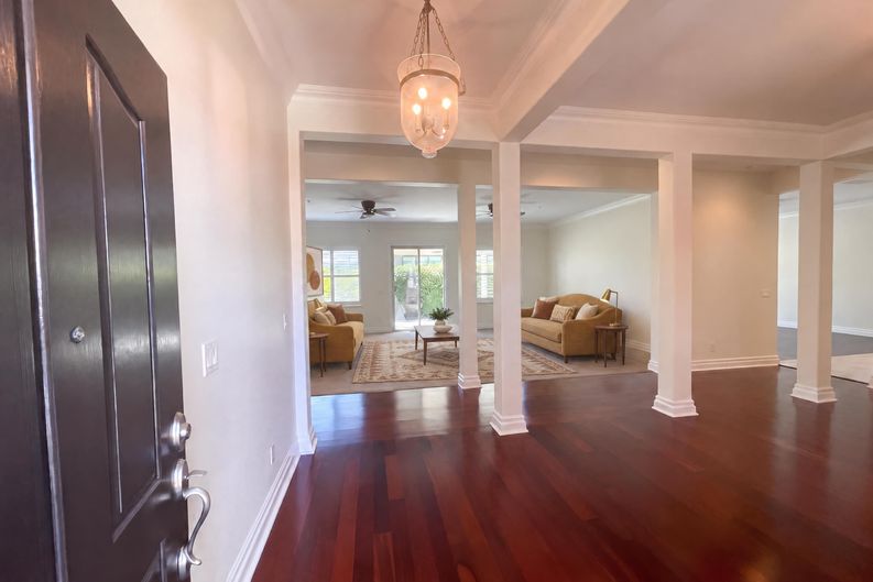 Photo 7 of 33 of 6520 Nebula Ct, Rocklin, CA