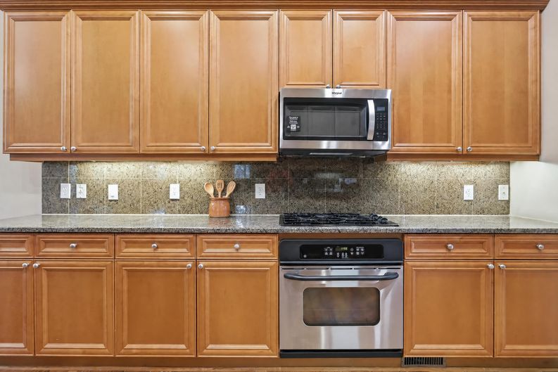 Photo 13 of 46 of 3011 Riverstone Trl, Atlanta, GA