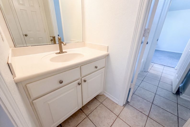 Photo 26 of 40 of 25719 Shady Spruce Ln, Katy, TX