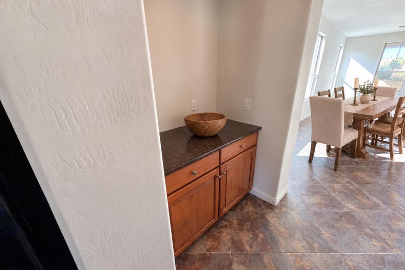 Photo 10 of 64 of 15033 W Aster Dr, Surprise, AZ