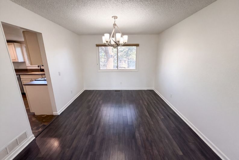Photo 12 of 39 of 20890 E Sussex Ct, Parker, CO