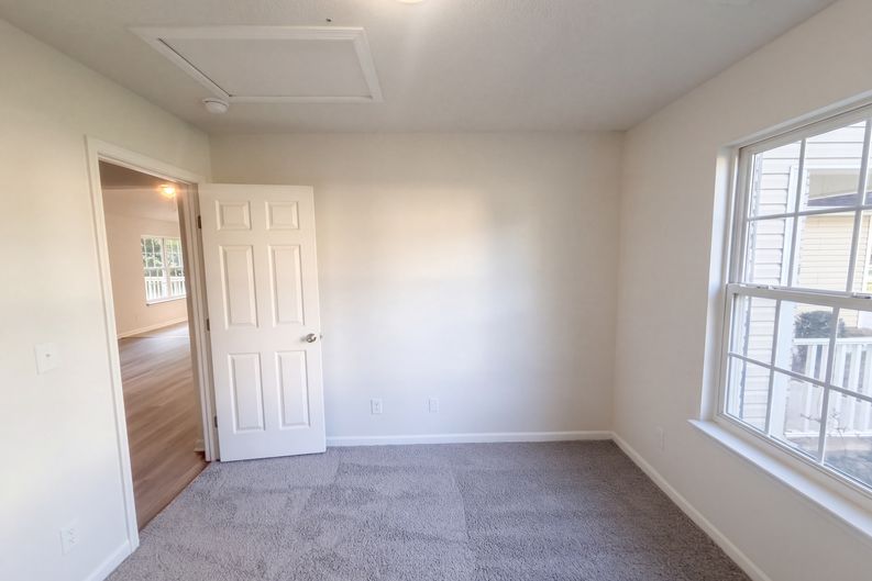 Photo 18 of 42 of 207 Hurston Way, Greensboro, NC