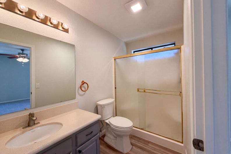 Photo 7 of 11 of 19273 Salvador Ct, Groveland, CA