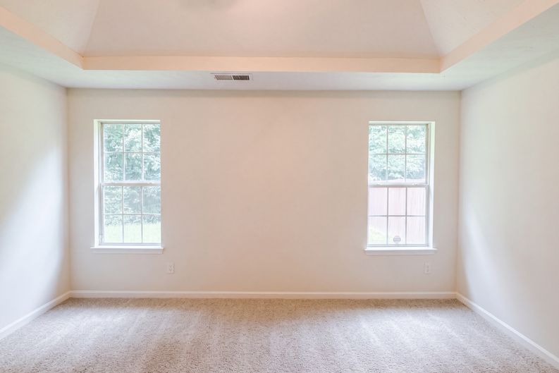 Photo 4 of 27 of 55 Lassiter Dr, Covington, GA