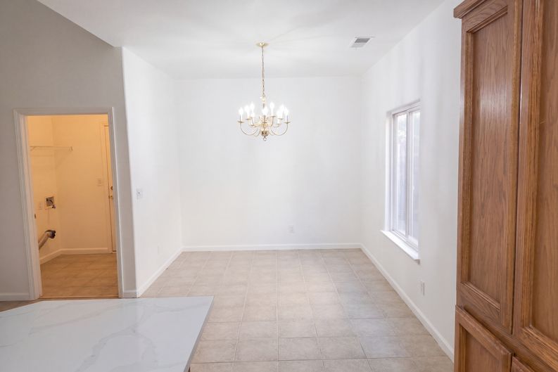 Photo 10 of 29 of 5333 W Norwich Ave, Fresno, CA