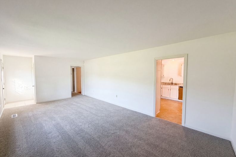 Photo 16 of 25 of 2205 Adair Dr, Knoxville, TN