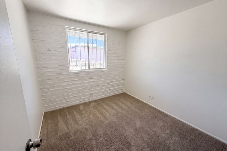 Photo 4 of 21 of 2901 N Cloverland Ave, Tucson, AZ